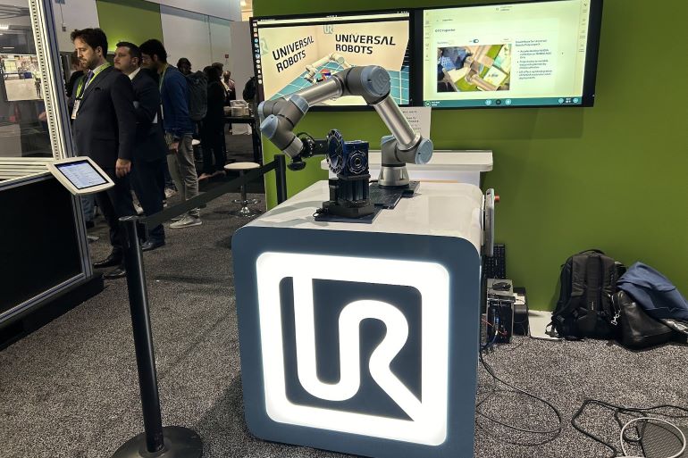 The UR inspection demo at GTC 2024.